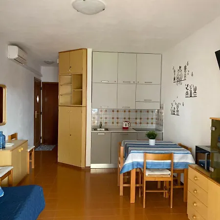 Casa Briciola - Fully Equipped, Garden And Pool Apartamento Bibione